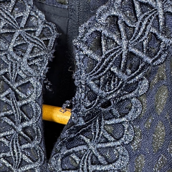 Lilly Pulitzer Girls Mini Franci Dress. Navy. Size 12. - Picture 6 of 11